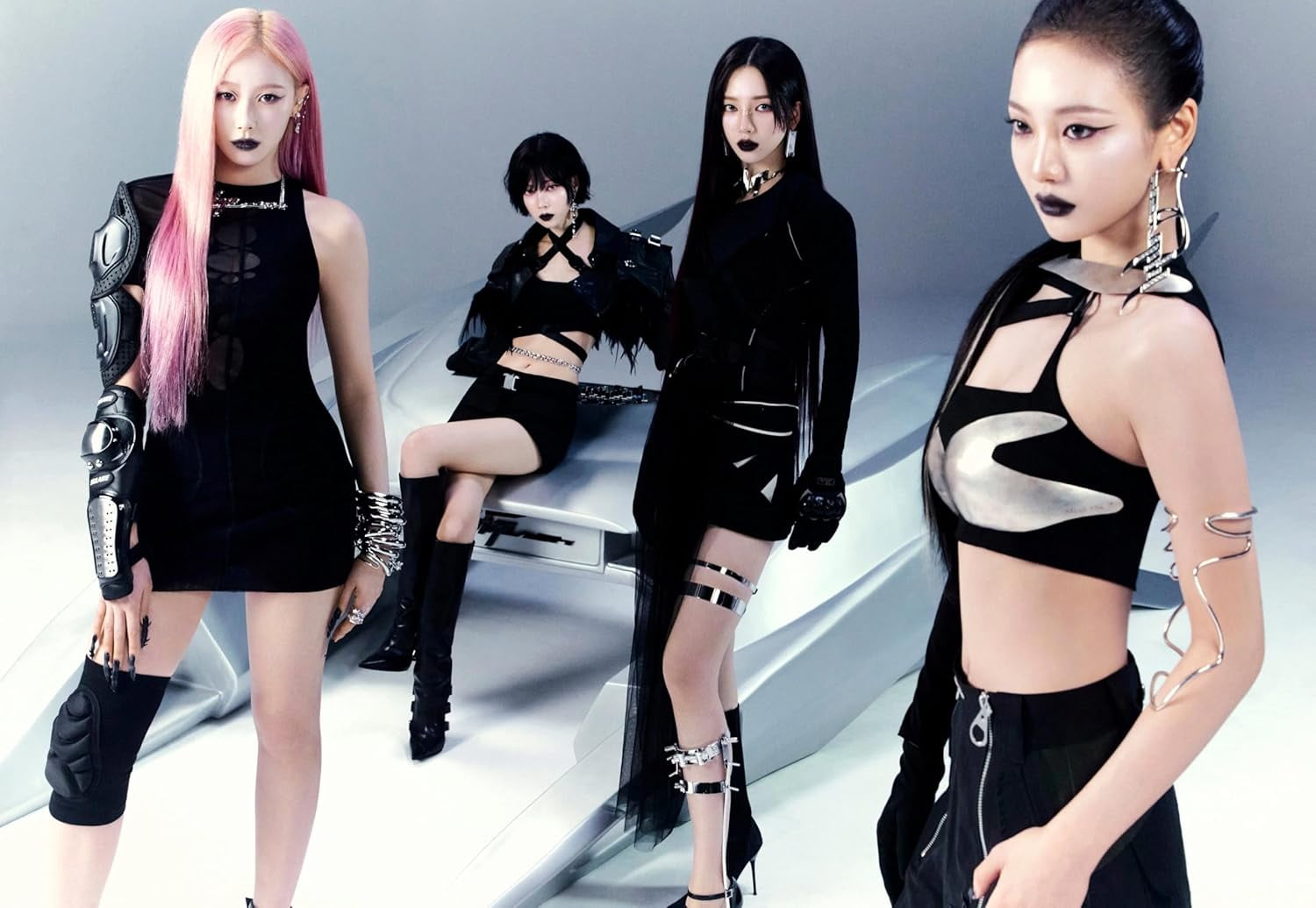 aespa Whiplash 5th Mini Album with Tracking (SMini Karina Version