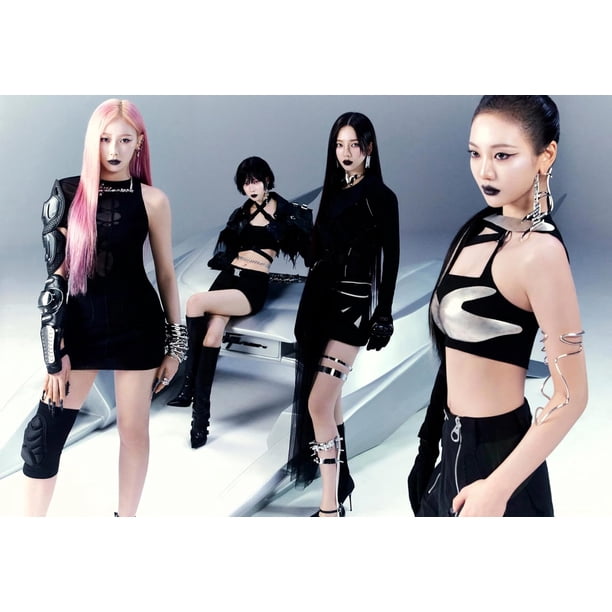 aespa Whiplash 5th Mini Album with Tracking (SMini Karina Version