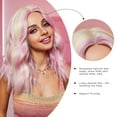 thumbnail image 3 of Peluca ondulada corta con reflejos rubios rosados ​​para mujer, raíces rubias naturales, parte media, fibra sintética resistente al calor, alta densidad, 16 pulgadas, 3 of 5