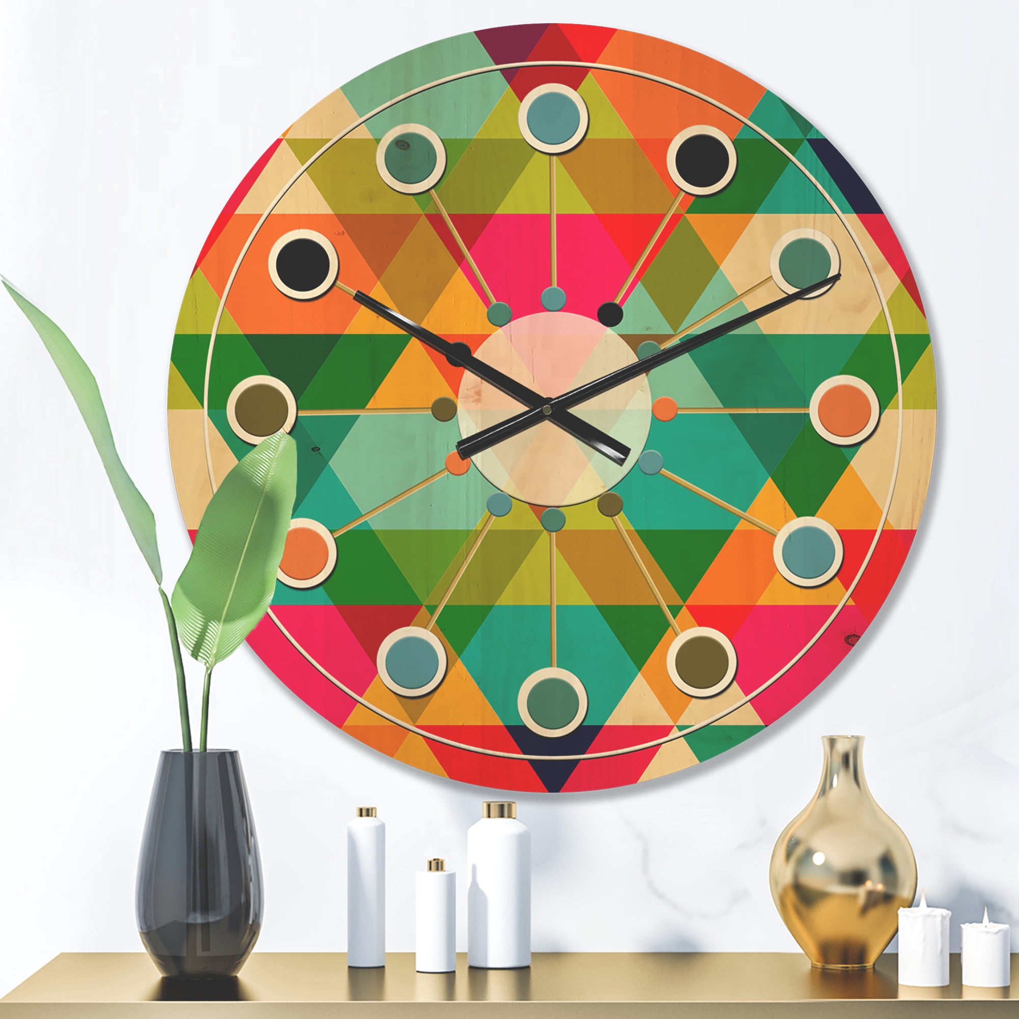 Designart 'Diamond Retro Pattern IX' Mid-Century Modern Wood Wall Clock
