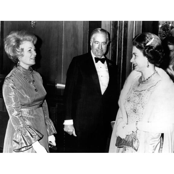 Walter Annenberg History (24 x 18)