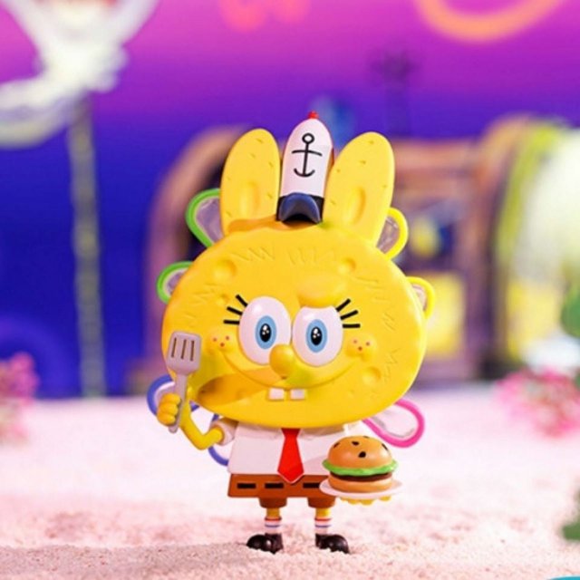 Muñeca LABUBU de la serie Bob Esponja Pantalones Cuadrados de Moda Surfeando 1 pieza León de piedra
