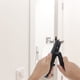 thumbnail image 4 of Manija de puerta de baño interior con cerradura, color negro, palanca de privacidad para dormitorio, manijas de puerta interiores, cerraduras de puerta cuadradas reversibles sin llave, color negro, 4 of 8