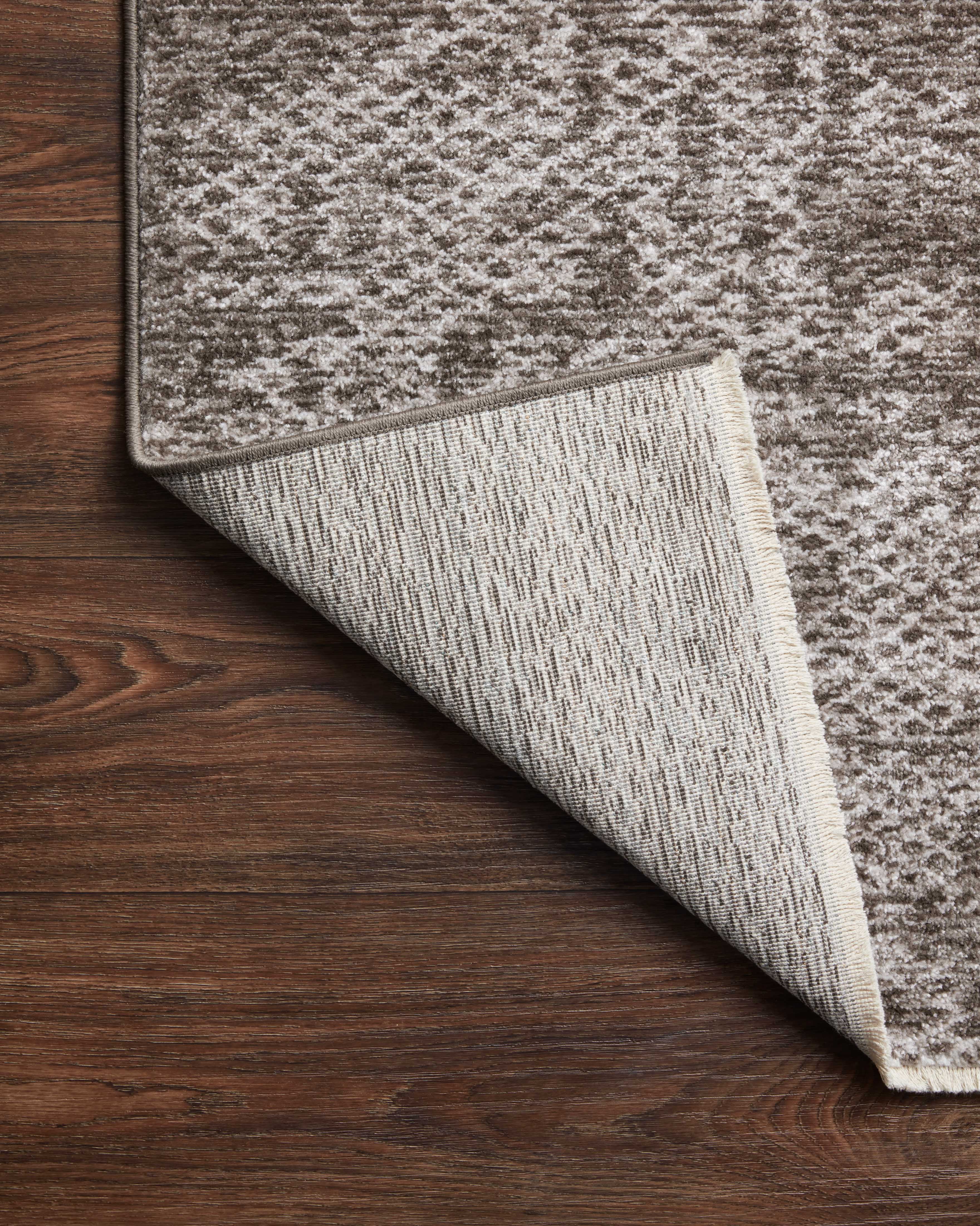Loloi Vance Taupe / Dove 2'-3" x 3'-10" Accent Rug