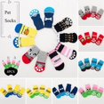 thumbnail image 2 of Calcetines de invierno para mascotas, medias cálidas de punto para perros y gatos pequeños, antideslizantes, botines protectores de pata gruesa para Chihuahua, accesorios para mascotas, 4 Uds., 2 of 4