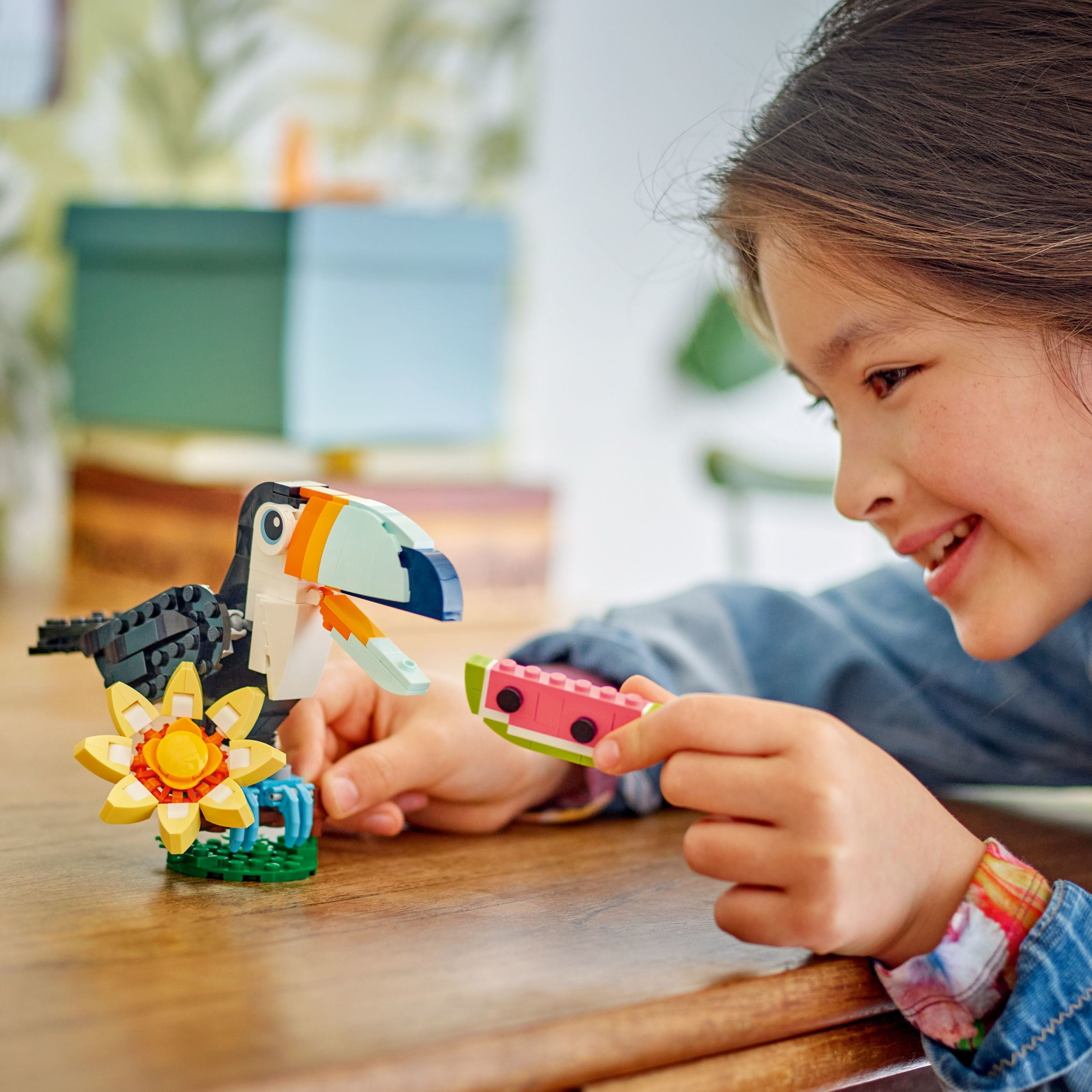 LEGO Creator 3 in 1 Wild Animals: Tropical Toucan Building Toy for Kids- Jungle Building Blocks & Learning Toy for Girls & Boys, Ages 7+ - Build 3 Animal Toys in 1 Set - Gift for Birthdays - 31173, LEGO Wild Animals: Trop 31173