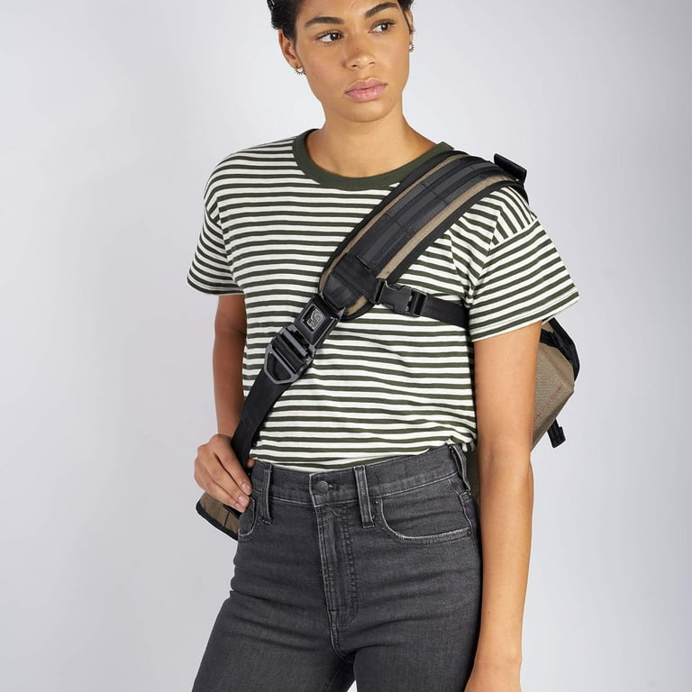 Chrome Industries - Buran III - 17 Laptop Sling Messenger