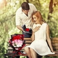 thumbnail image 2 of Ramo de flores artificiales EIGHTOWN Roses con collar de amor, 2 of 8