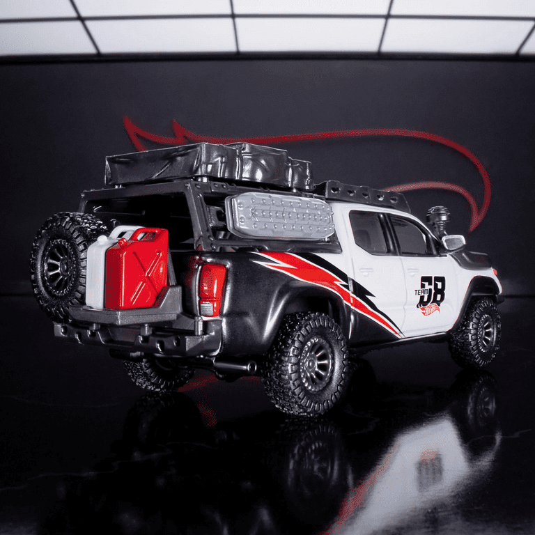 Hot Wheels Collectors Elite 64 Mod Shop '17 Toyota Tacoma