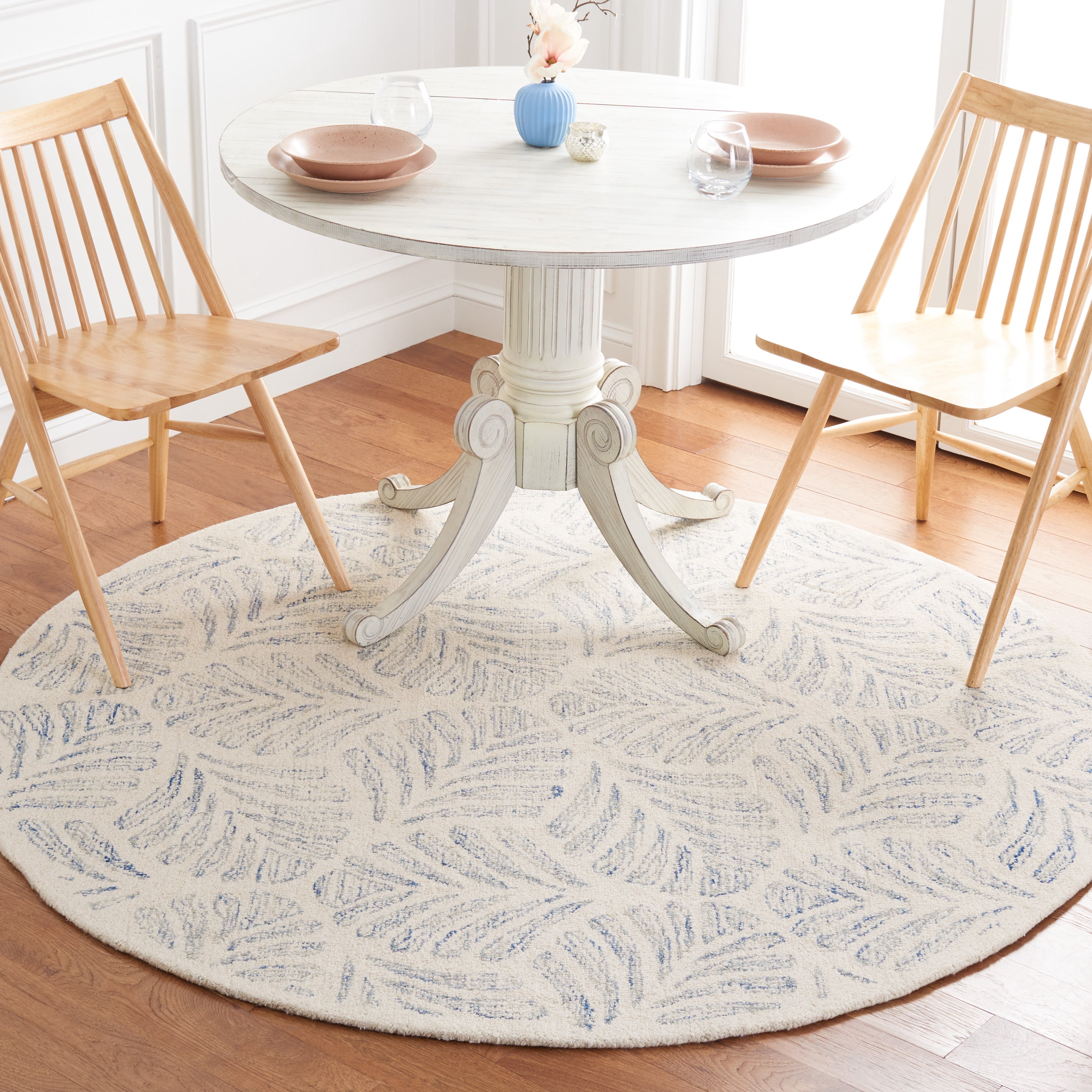 SAFAVIEH Jardin Cyan Leaves Area Rug, Ivory/Blue, 6' x 6' Round