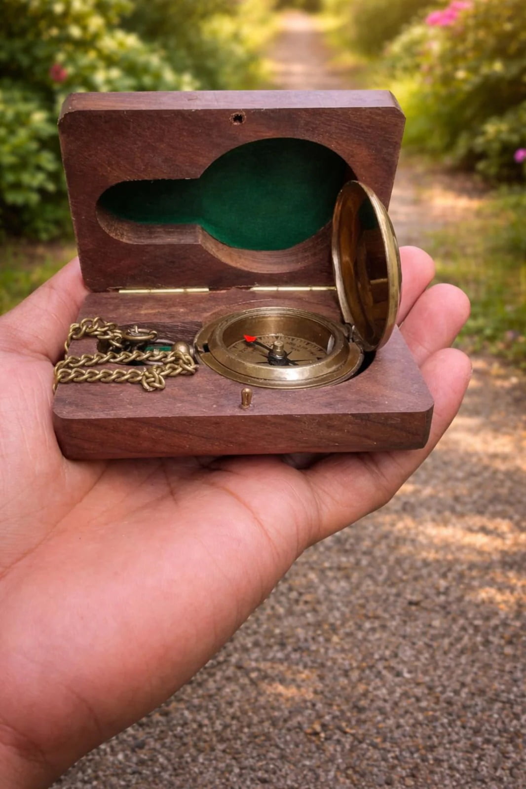 Personalised Ross London Antique Brass Pocket Compass – Vintage Maritime Compass | Custom Nautical Gift