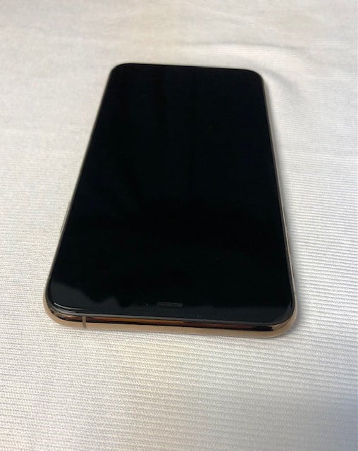 Pre-Owned Apple iPhone 11 Pro Max - Carrier Unlocked - 256 GB Gold