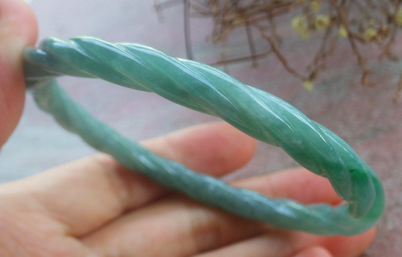 Icy Green Natural A JADE Jadeite Knotted Bangle Bracelet 61 mm 705277
