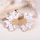 thumbnail image 4 of Pendientes vintage de flores para mujer, de aleación esmaltada, con forma de media flor. Pendientes de verano estilo boho playero con flores. Regalos de joyería para mujer., 4 of 9