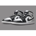 thumbnail image 2 of N I-K-E A i r-Jor-dan 1 Mid Barons DQ8426-101 Men's Size New, 2 of 6