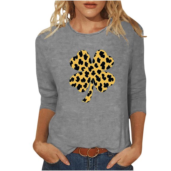 Levmjia Women's St. Patrick's Day T Shirt 3/4 Sleeve Crewneck Shamrock Leopard Print Casual Loose Fit Spring Top Graphic Tee