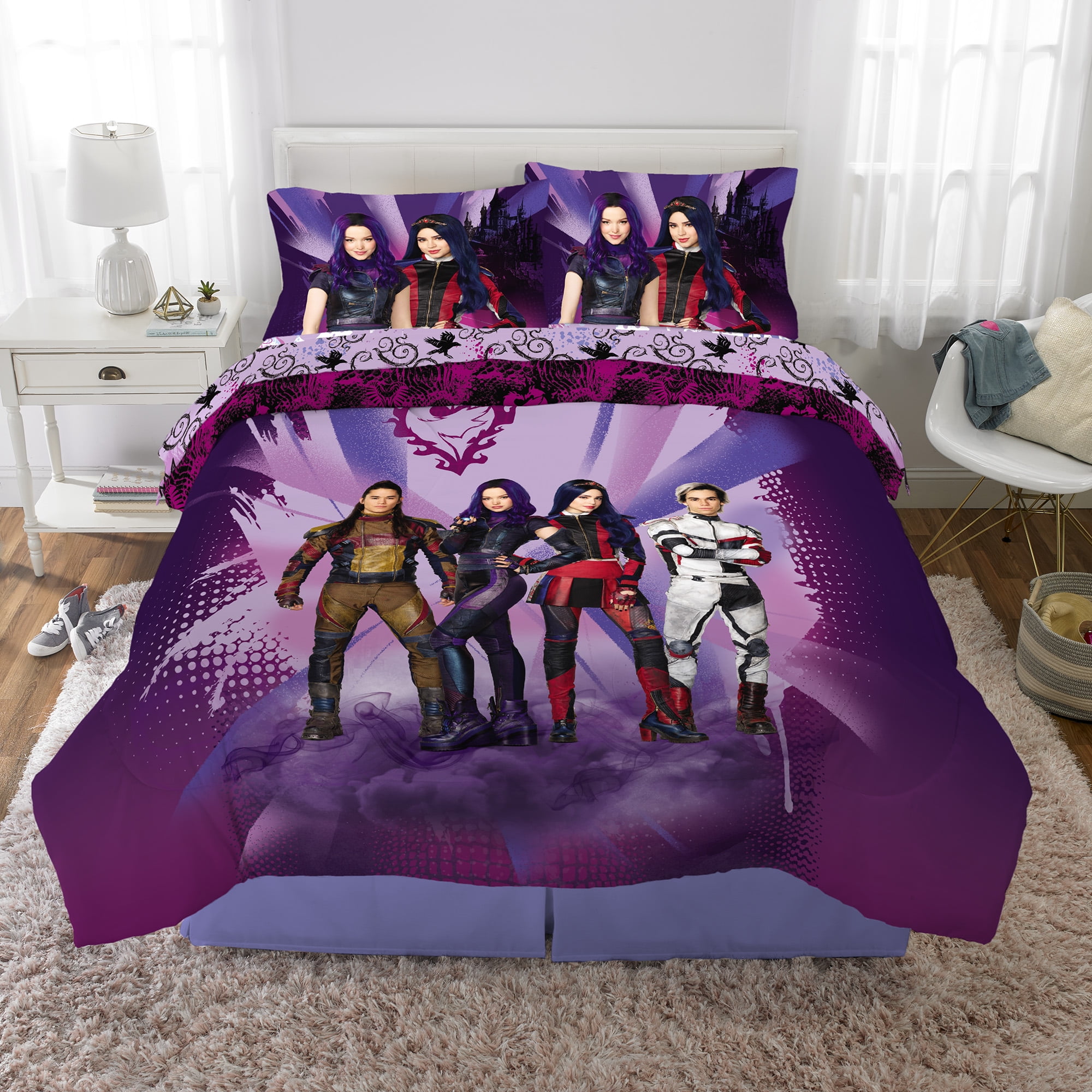 Disney Descendants Best of Both World's Reversible Twin/Full Comforter Purple 
