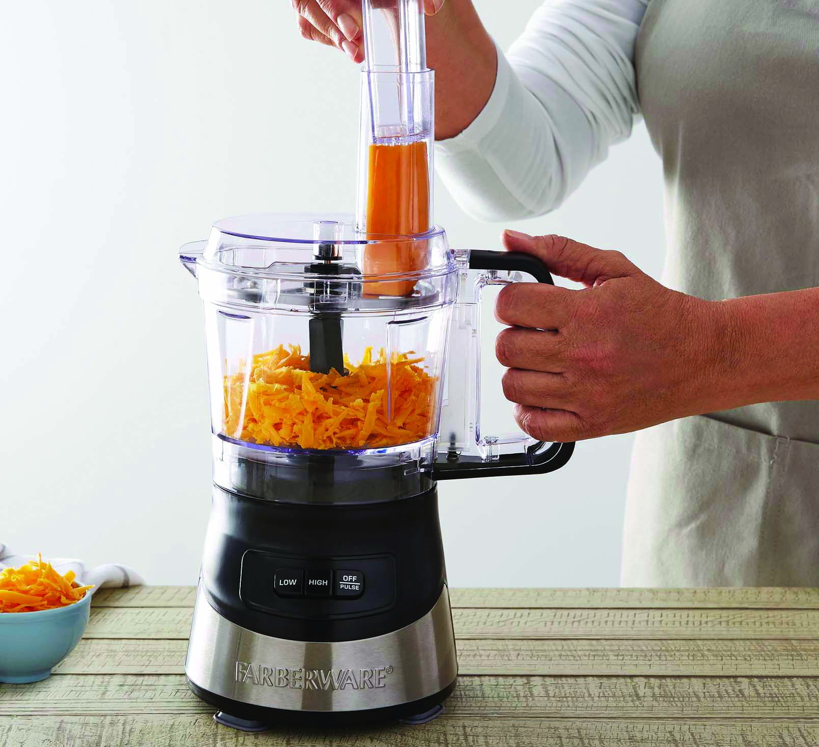 Farberware 4-cup food processor for Sale in Denver, CO - OfferUp