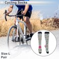 thumbnail image 2 of Calcetines de ciclismo Unique Bargains transpirables, absorbentes de sudor, anti-fricción, calcetines para bicicleta al aire libre en negro, rojo y gris, tamaño L, neutros y universales, 1 par, 2 of 7