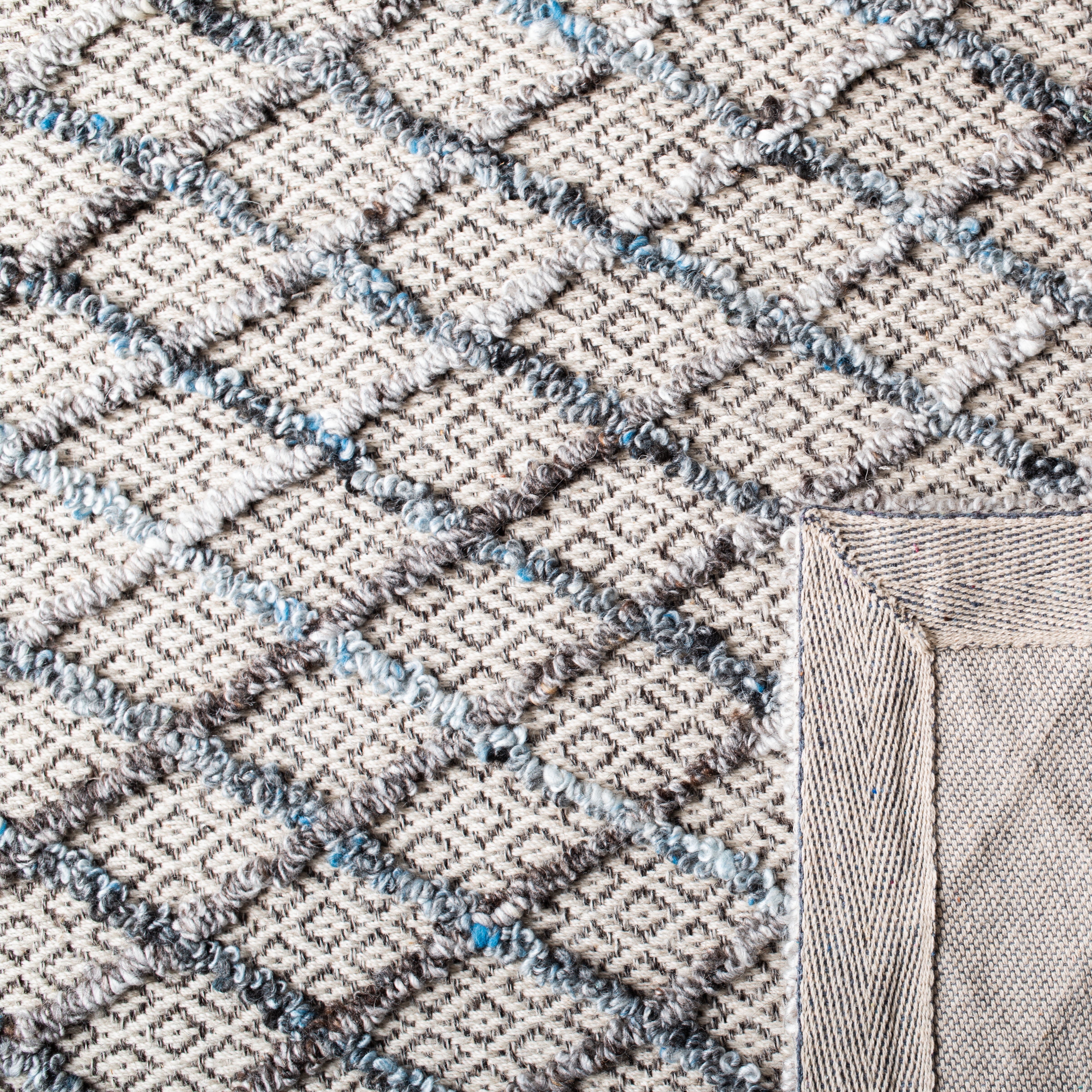 SAFAVIEH Trace Ilarion Geometric Area Rug, Blue/Black, 8' x 10'