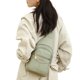 thumbnail image 4 of Bolso bandolera de cuero suave Ndcxsfigh, 4 of 9