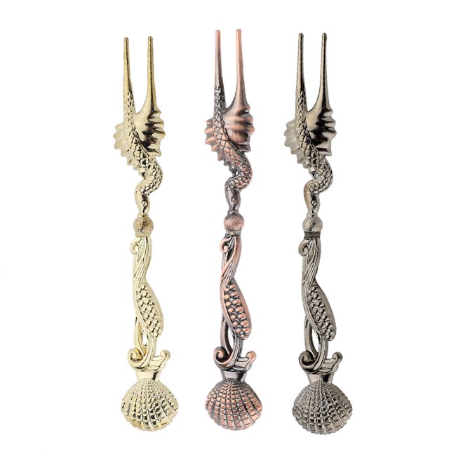 Estilo europeo para cenas y fiestas elegantes, regalo perfecto para los amantes de los postres, juego de 3 tenedores de fruta tallados en bronce con diseño de concha