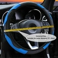 thumbnail image 3 of - Funda para volante de coche de piel de fibra de carbono elástica, antideslizante, transpirable, sin aro interior, talla universal 37-39cm (azul), 3 of 5