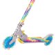 thumbnail image 3 of Patinete plegable Ozbozz Tie Dye - Ruedas iluminadas - Edades de 5 años en adelante. Altura del manillar ajustable: 28,5" - 32,5", 3 of 5