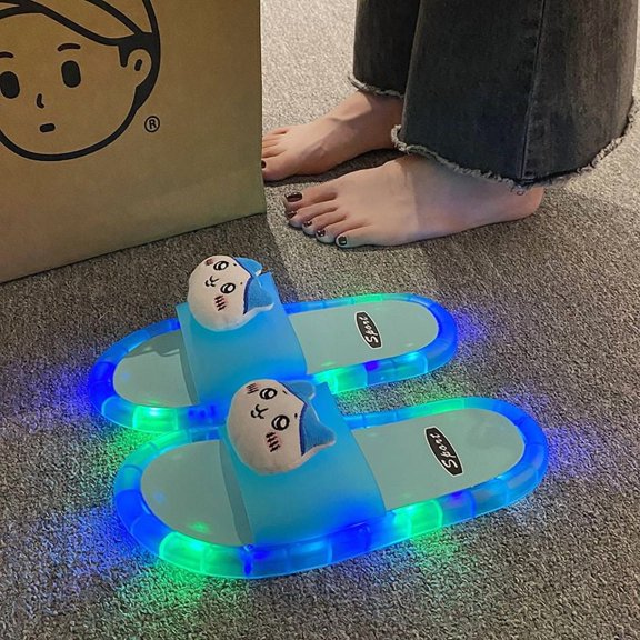 Y2K Kawaii Chiikawa Toy Slippers Usagi Hachiware Slippers Glow Wearing Outside Home Anti-Slip Flip-Flops Shoes Woman Gift