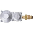 thumbnail image 5 of Flame King 2-Stage Propane LP Gas Horizontal Compact Regulator w/ POL for RVs & Campervans, 5 of 9
