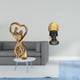 thumbnail image 2 of Adorno de escultura para enamorados, regalo de aniversario, figura familiar, centro de mesa creativo de resina, decoración para el hogar, estante de e, 2 of 8