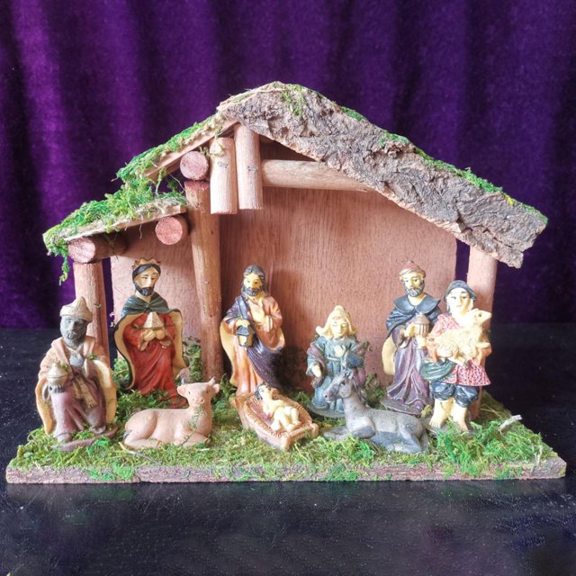 Nativity Manger Figurine Statue Collection Sculpture Ornament for Home Decor Baoblaze Estatuilla de la Natividad
