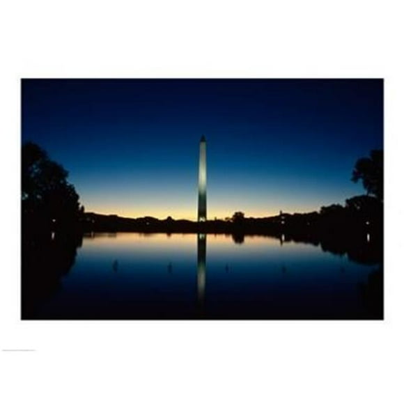 PVT/Superstock SAL2191137B Reflet d'Un Obélisque sur l'Eau Washington Monument Washington DC USA -24 x 18- Affiche Imprimée