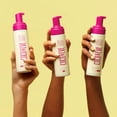thumbnail image 2 of Set autobronceador Coco & Eve Bali Bae Ultra Dark con accesorio, 2 of 9
