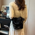 thumbnail image 4 of Bolso de hombro con cadena para mujer, bolso de mano informal y esponjoso, bolso de mano suave y versátil, 4 of 7