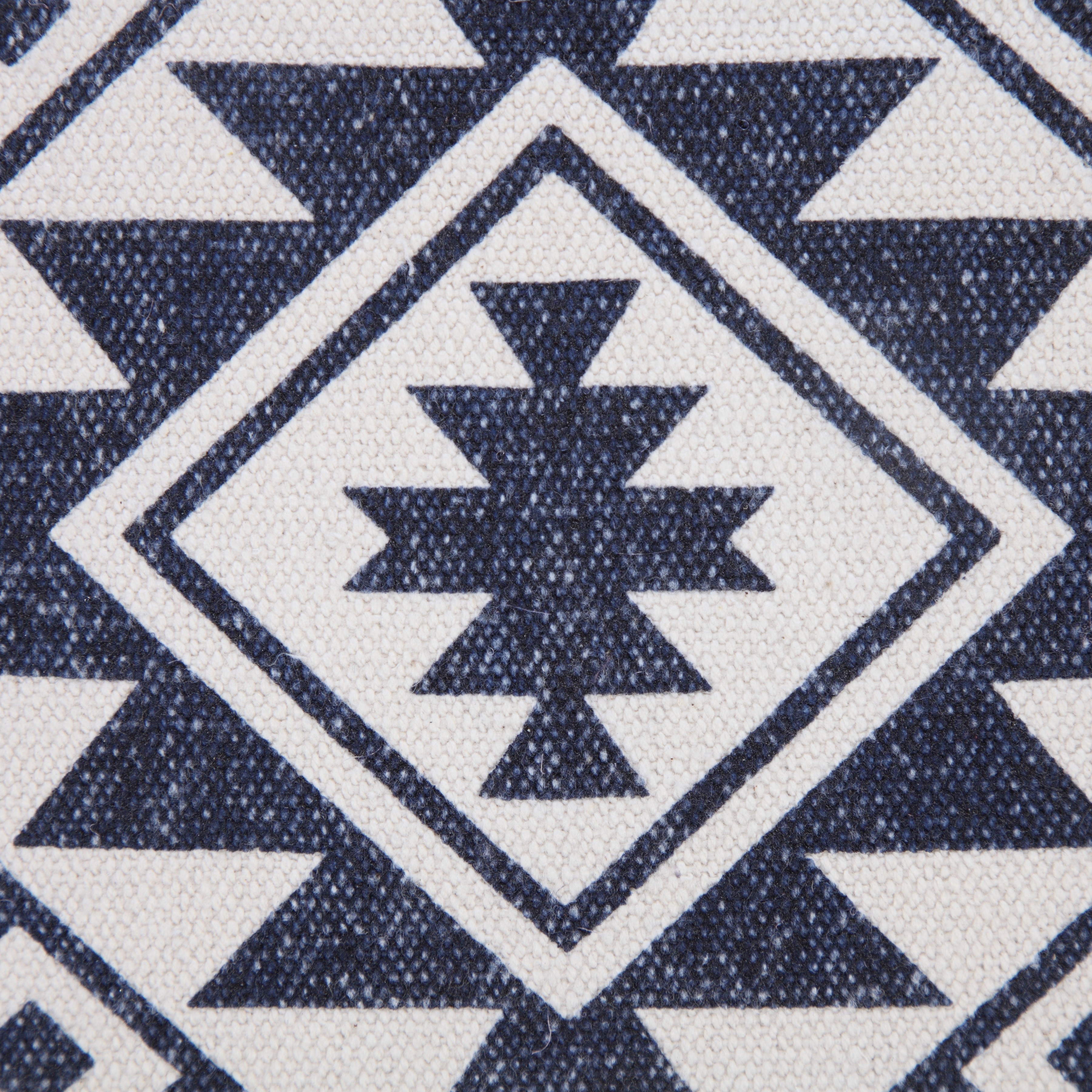 Ox Bay 20" x 20" Hand-Woven White/ Blue Geometric Organic Cotton Pillow Cover