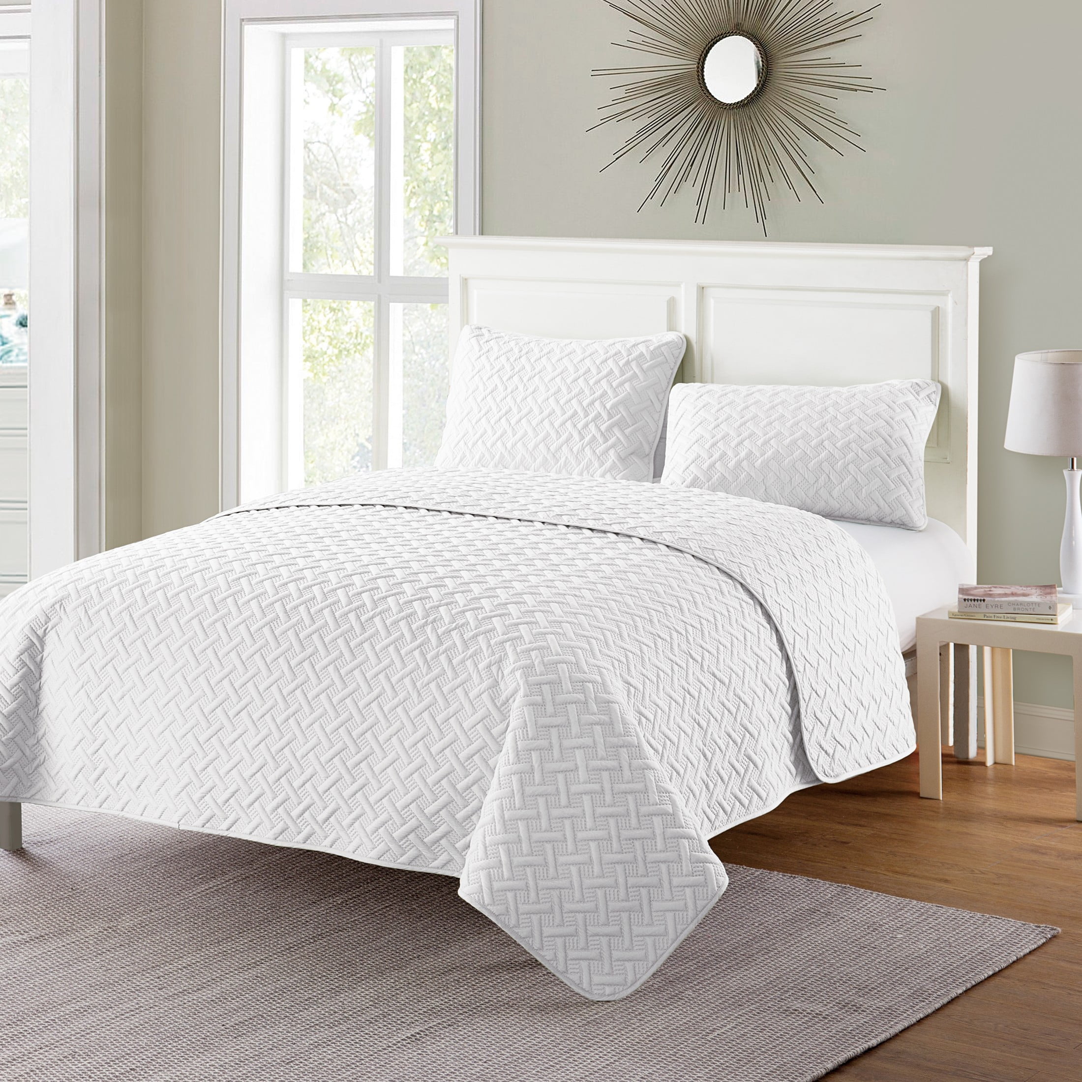 VCNY Home Nina 3-Piece White Geometric Quilt Set, Full/Queen, Adult, Unisex