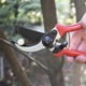 thumbnail image 4 of Tijeras de podar profesionales afiladas de 8" y sierra de mano plegable con hoja curva y mango de agarre resistente. Tijeras de podar para árboles, podadora manual, tijeras de jardín, 4 of 5