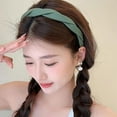 thumbnail image 6 of High Head Headband For Women,Non-Slip Wide Headband with Teeth for Hair Control,Women's Daily Wear Headdress High Skull Top Pressure Hair,Tidy Up Loose Strands Of Hair,Comfortable For Daily Use, 6 of 6