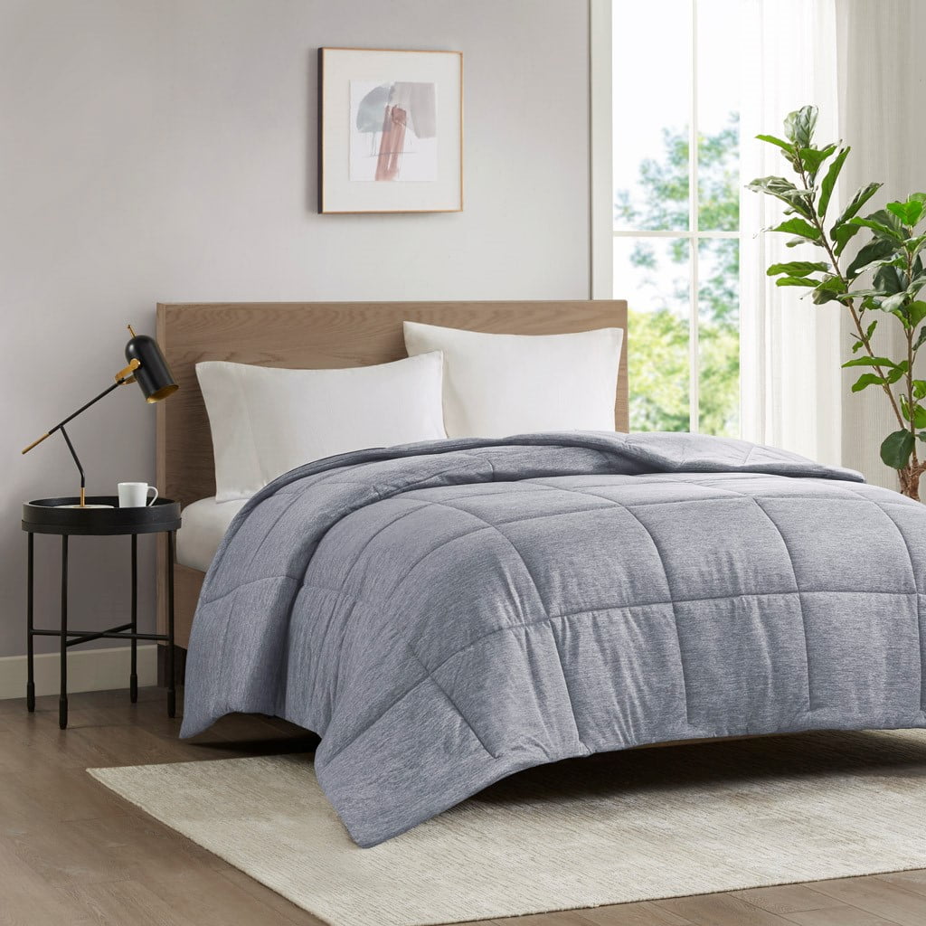 Gracie Mills Gray Knit Down Alternative Comforter, Queen