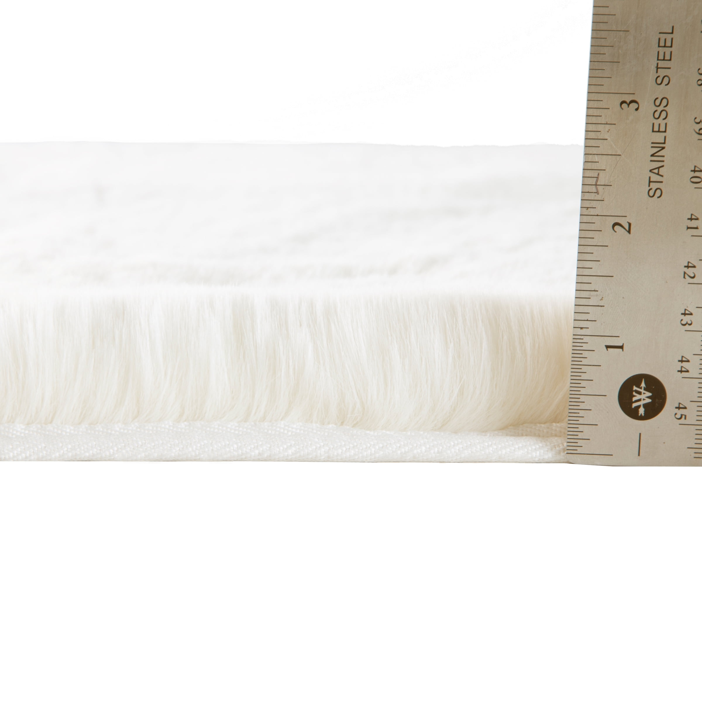 Home-Complete 21x34 Small Faux Fur Bath Mat for Hallway or Kitchen, Machine Washable Nonslip Rug, (Beige)