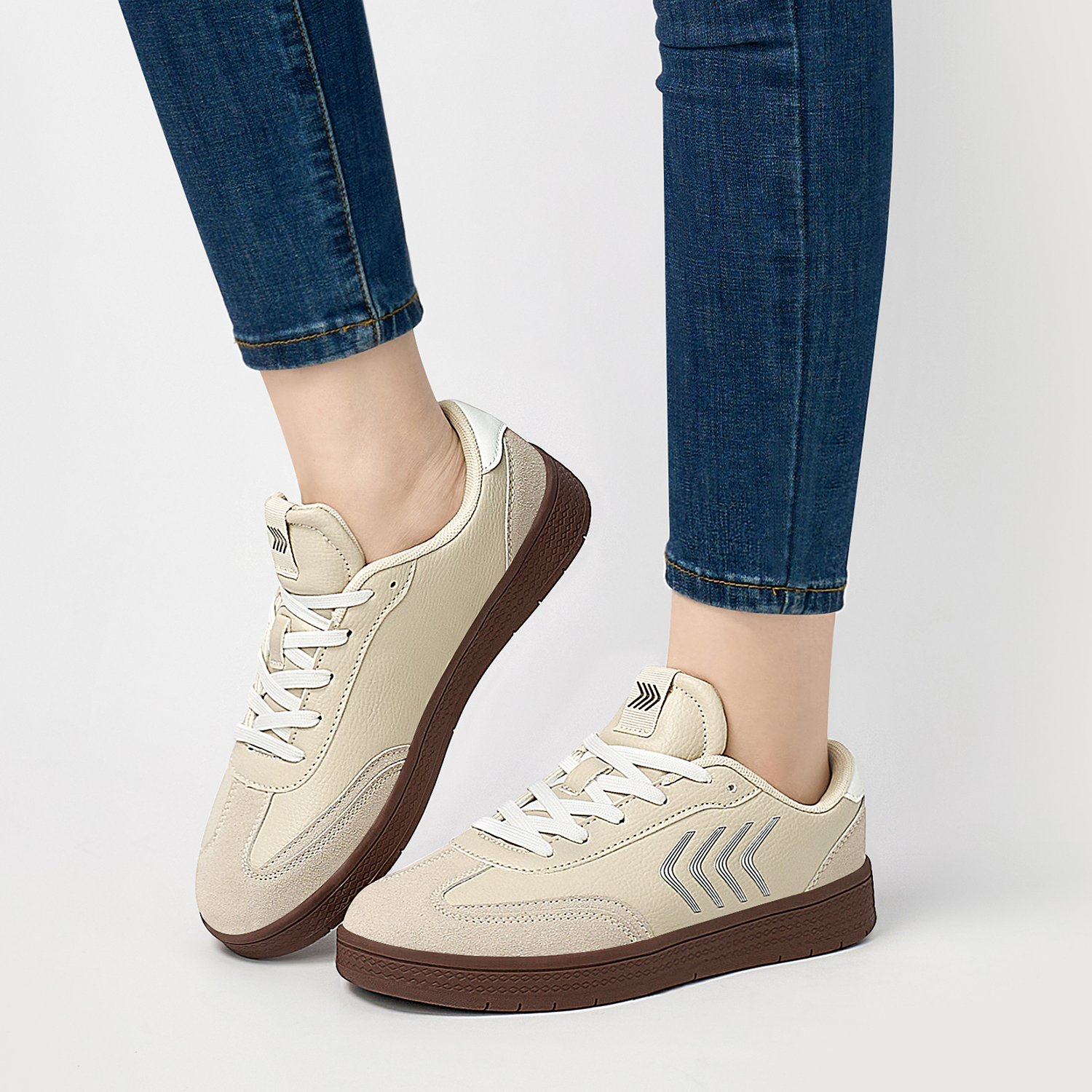 Ecetana Women's PU Leather Low-Top Sneaker photo 8