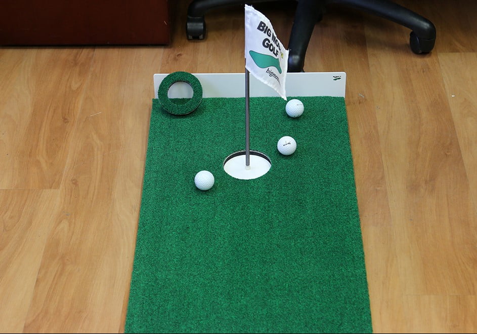 Big Moss Golf OF8 Office Fit 18" x 8' Compact Practice Putting Green