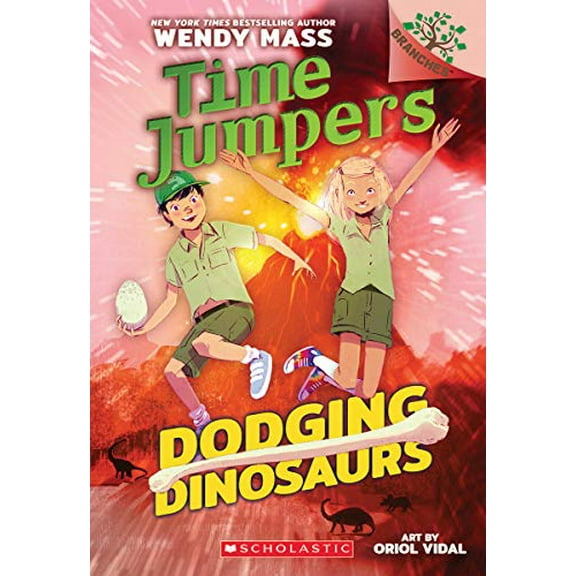 Pre-Owned Dodging Dinosaurs: A Branches Book (Time Jumpers #4): Volume 4 (Paperback) 1338217453 9781338217452