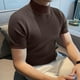 thumbnail image 4 of Camiseta de manga corta de cuello alto de punto para hombre, de verano, de color liso, cuello redondo plisado, tejido de poliéster, ajuste fiel a la talla., 4 of 5