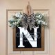 thumbnail image 1 of Puntoco 30X28 Cm Decoración De La Puerta De Entrada Cartel De Flor Colgante, Letra Nombre Inglés Decoración Navideña Jardín Cartel De Madera 26 Letra N, Decoración Del Hogar, 1 of 3