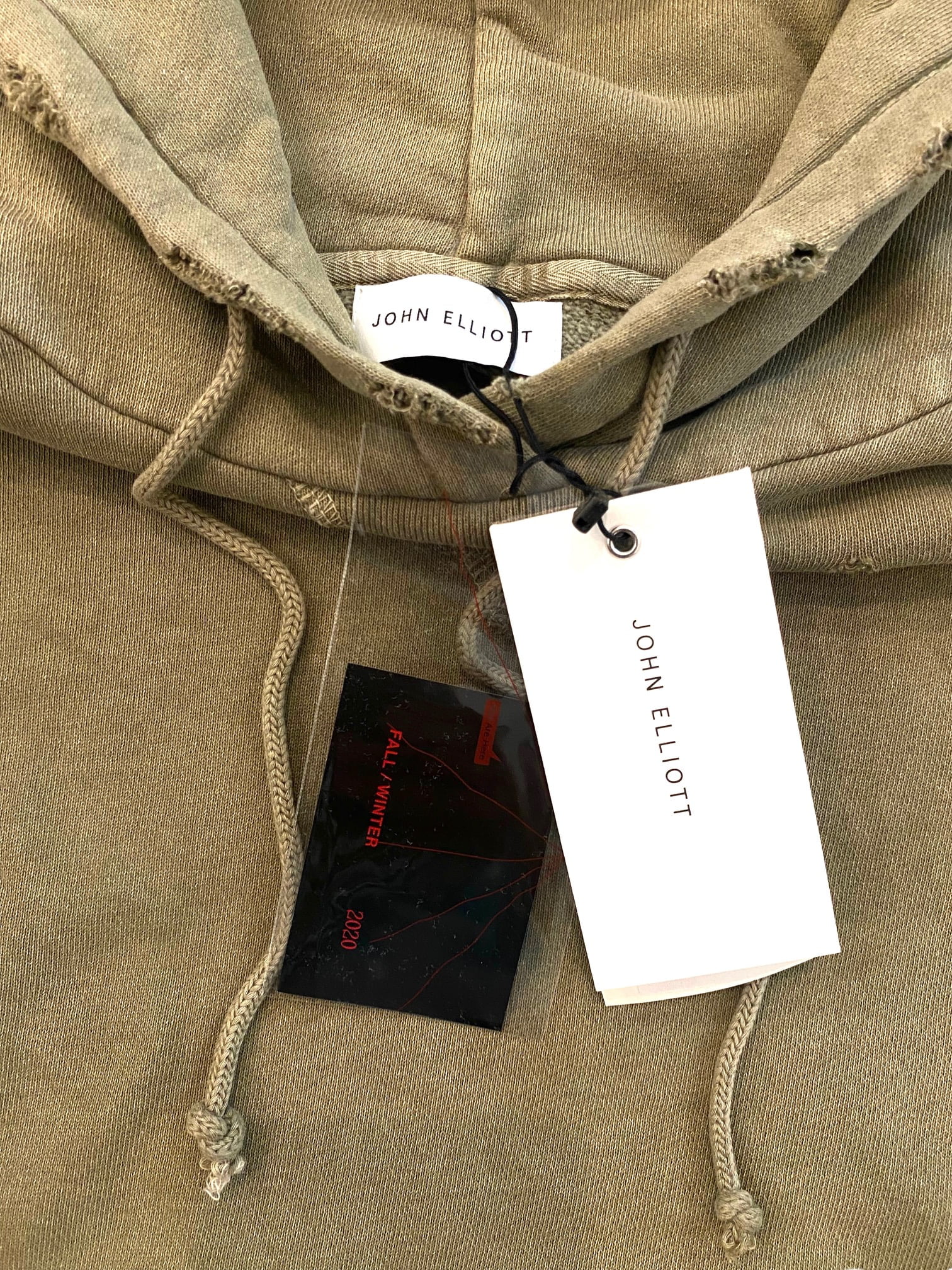 【関税込み】John Elliott トープ Frame フーディ John Elliott Men's Folsom French Terry Distressed Hoodie