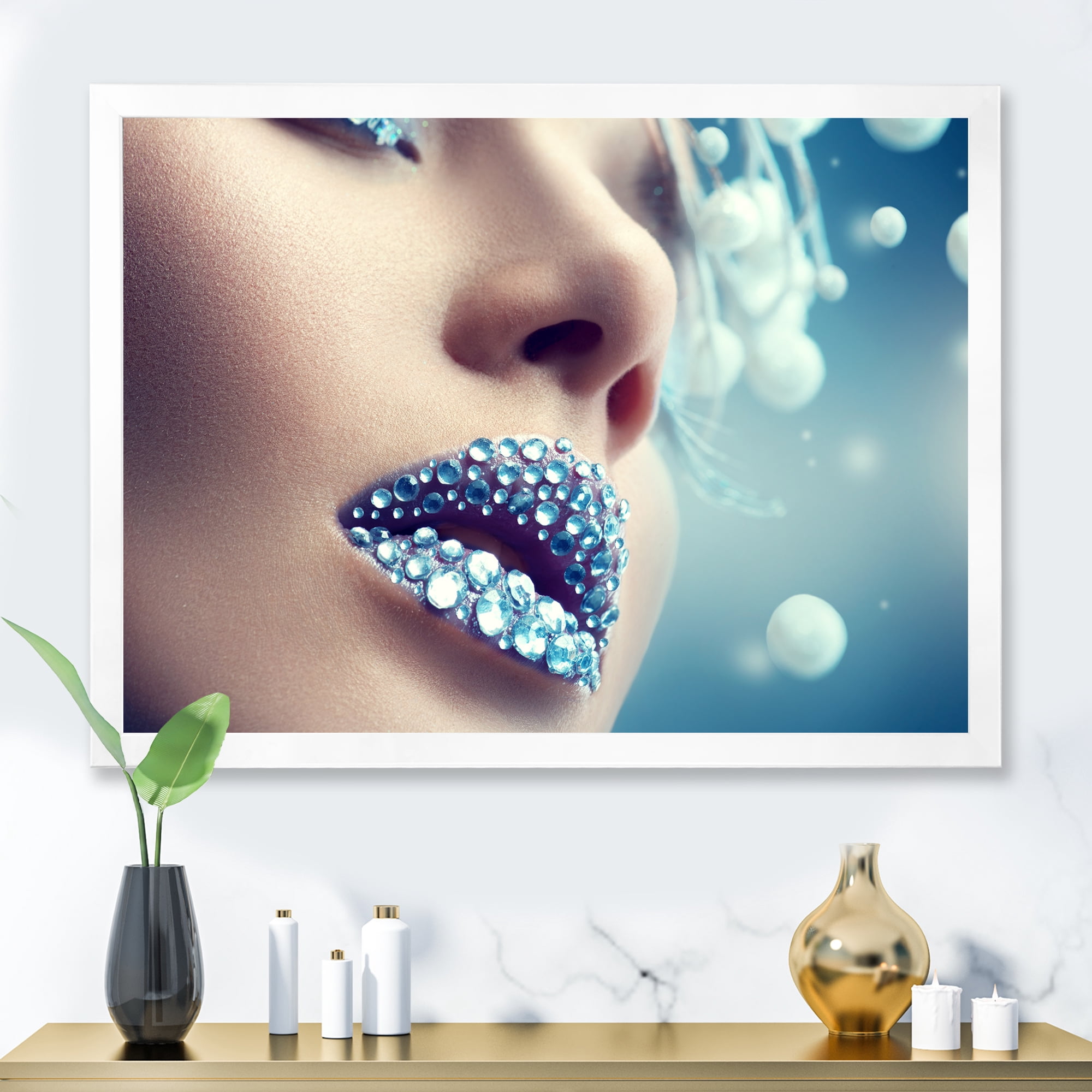 Designart 'Close-Up Of Gems On Female Lips' Modern Framed Art Print