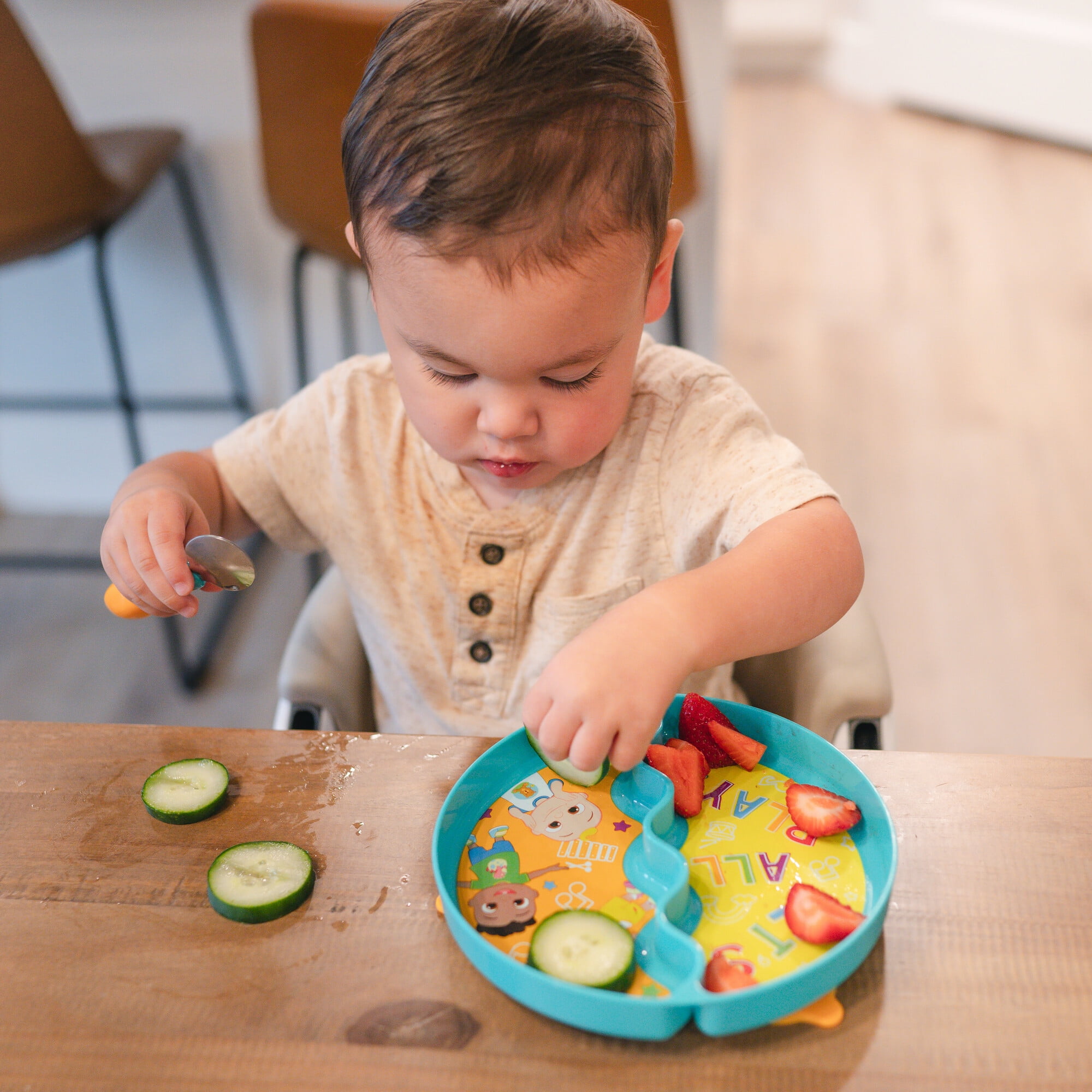CoComelon - Brandclub - CoComelon 3-Piece Mealtime Set with CoComelon - Brandclub - CoComelon 3-Piece Mealtime Set with