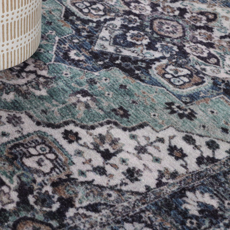 Superior Mahi Ornate Floral Washable Indoor Runner Rug, 2' 7" x 6', Turquoise